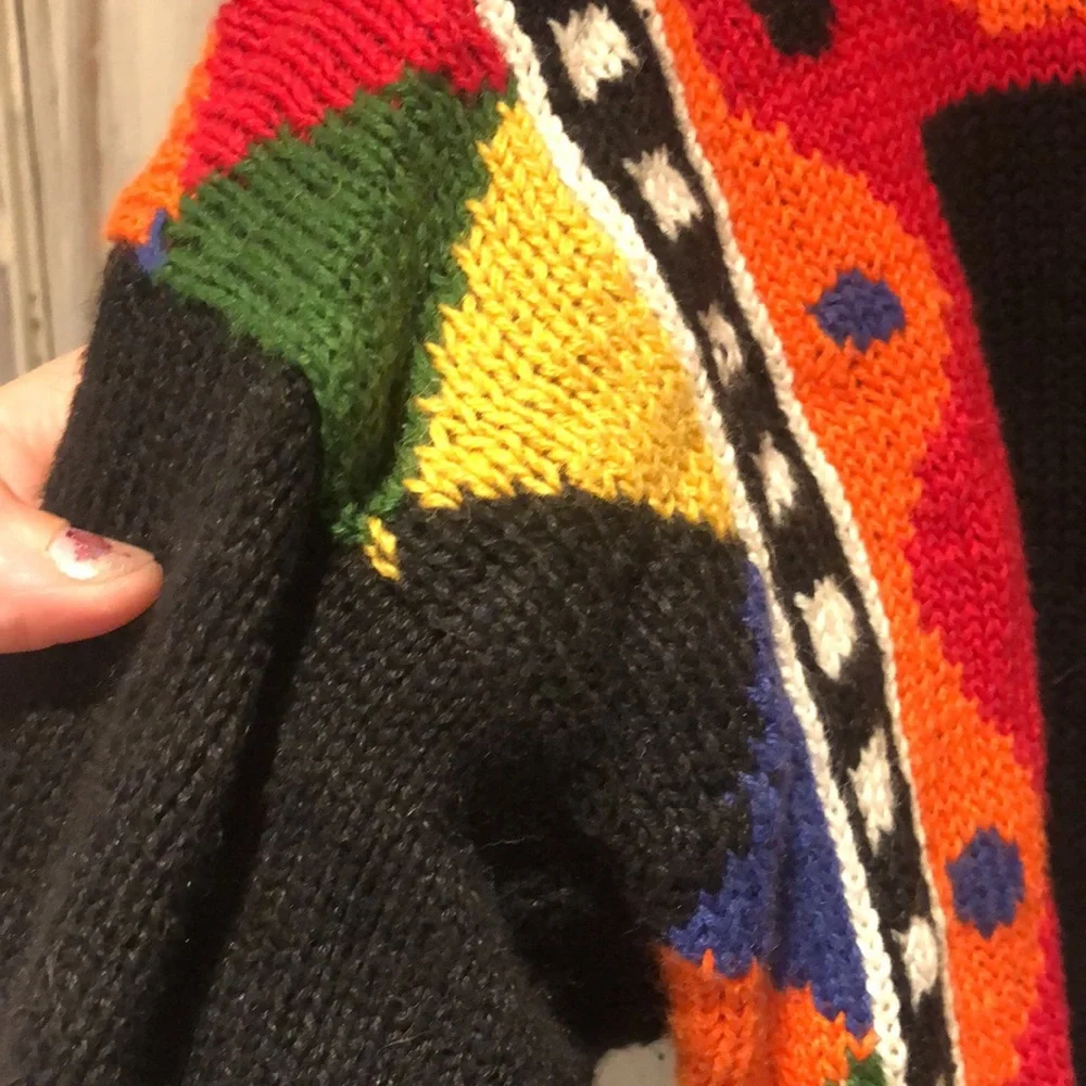 Vintage Ashleigh Morgan black red & orange with decoration size large women’s - Picture 7 of 10